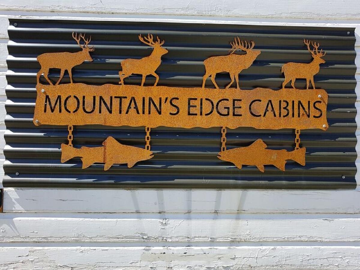 Mountains Edge Cabins Monowai Luaran gambar
